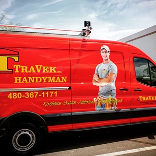 Vehicle graphics signage TraVek Handyman